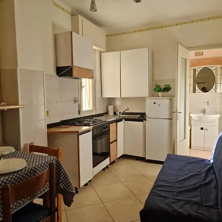 Apartamento Borghetto S.s. Trilocale Davanti Al Mare - A/c Borghetto Santo Spirito